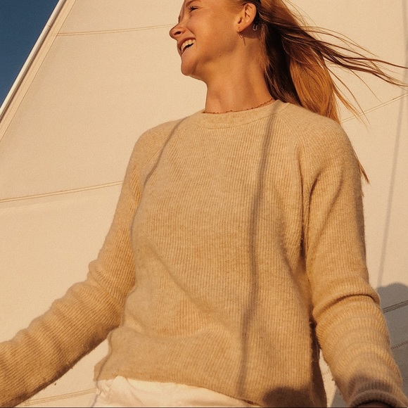 BRANDY MELVILLE Knit Sweater - Picture 5 of 6